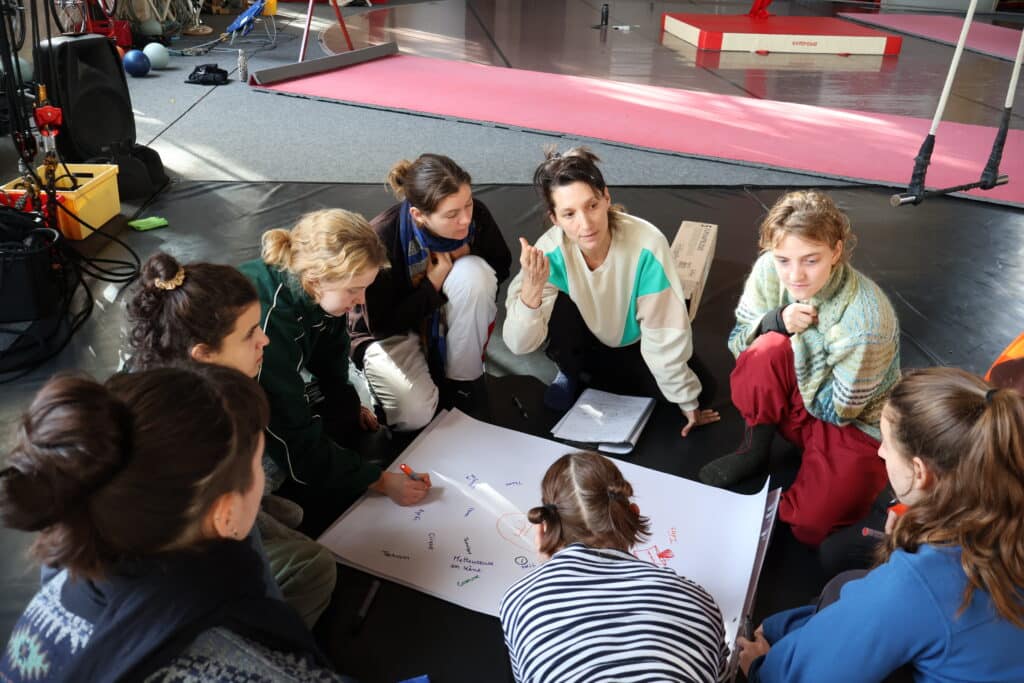 Laboratoire à l'Ecole de Châtellerault circusnext - European Circus Label